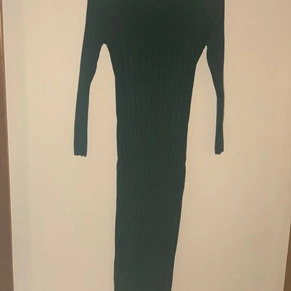 Emerald green turtleneck dress - Picture 4 of 4